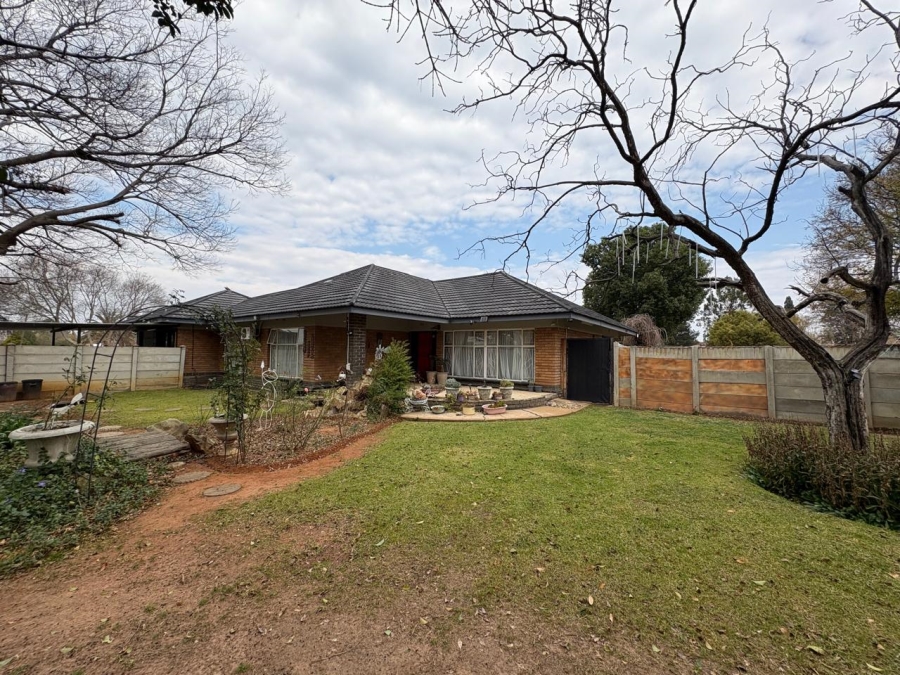 3 Bedroom Property for Sale in Wolmaransstad North West